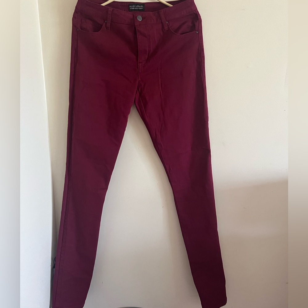 Alloy Apparel Women’s Tall burgundy red Jeans size 10x35
